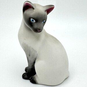1984 Avon Porcelain Siamese Gray WhitebCat Figurine Vtg 3.25" x 1.5"